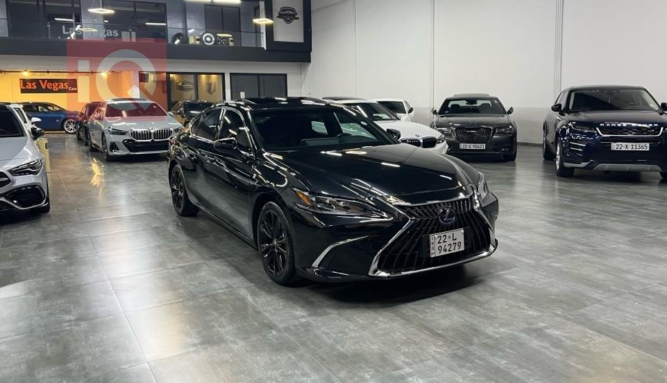 https://cdn.iqcars.ioc82428fc-97f2-4d3c-b0d1-25c4aa557531_0.jpg